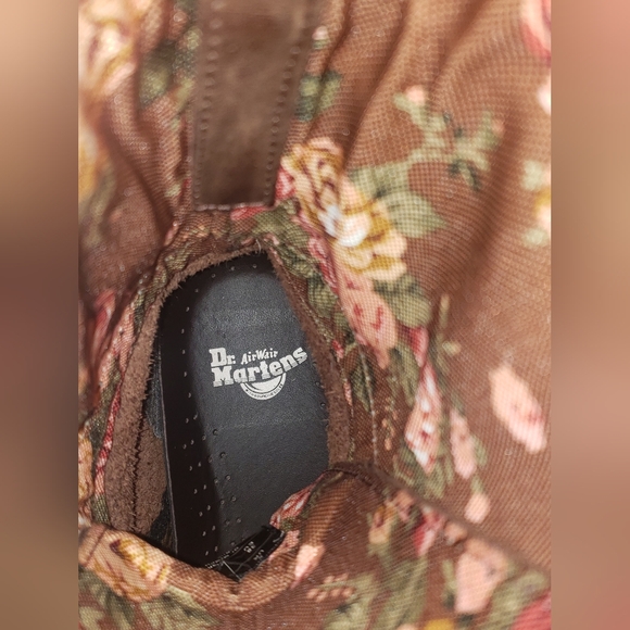 Dr. Martens - Truimph Laceup Floral Boots - Picture 10 of 12